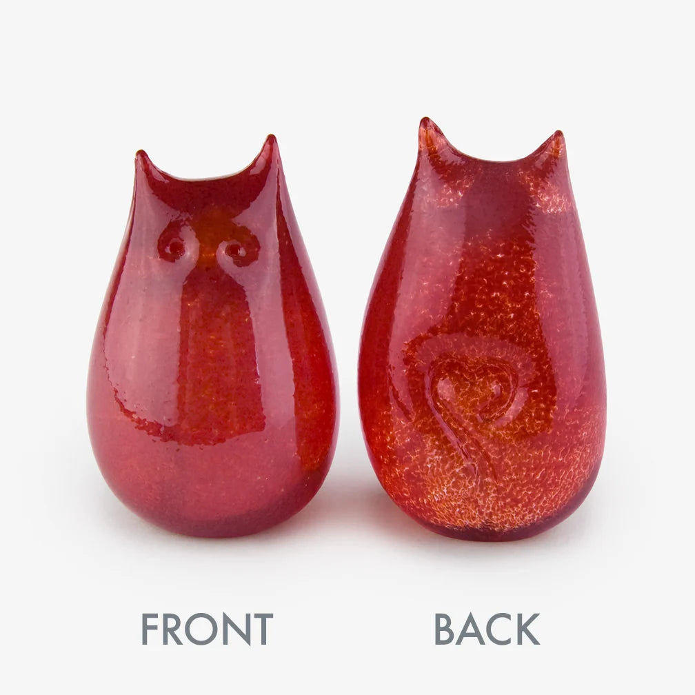 Love Cats glass cat in Scarlet, front and back